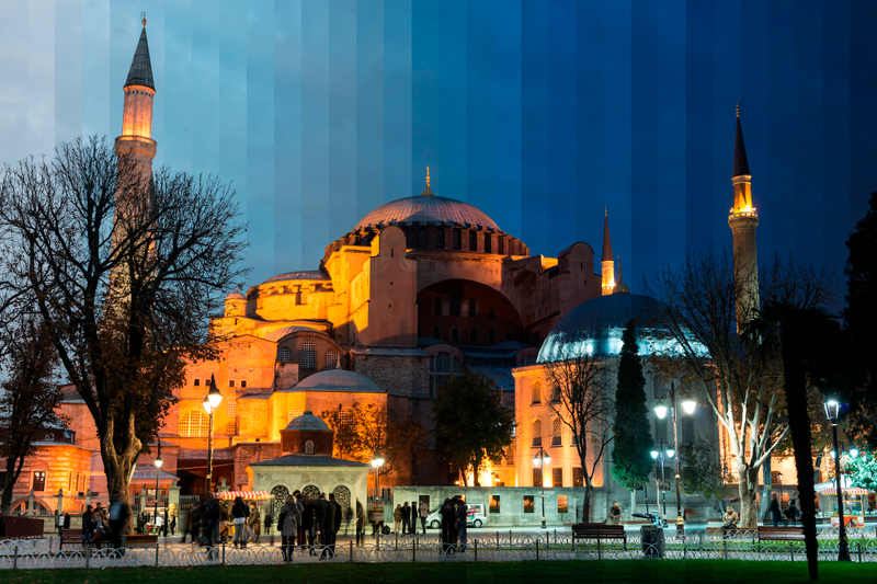 Illustration for article titled Here's what famous buildings look like from day to night in one photo